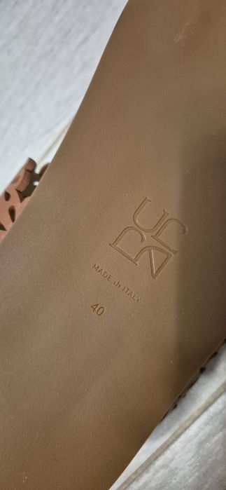 Sandale din piele noi