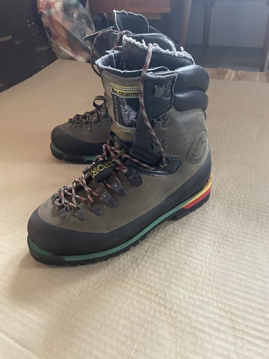 Планински (алпийски) обувки на марката La Sportiva