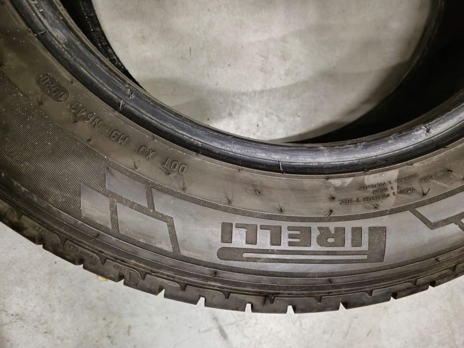 2 anvelope vara Pirelli 205 65 16 C aproape noi