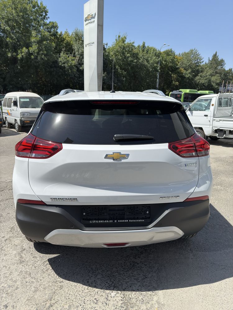 Tracker Premier PLUS