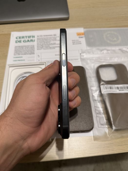 iPhone 16 PRO, Neverlocked, Full Box, 128 GB, Garanție Altex