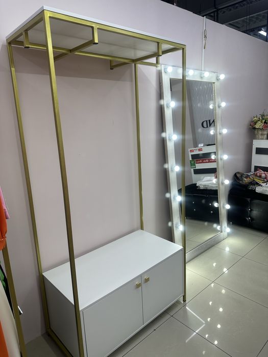 Продам Рейлы для Бутика