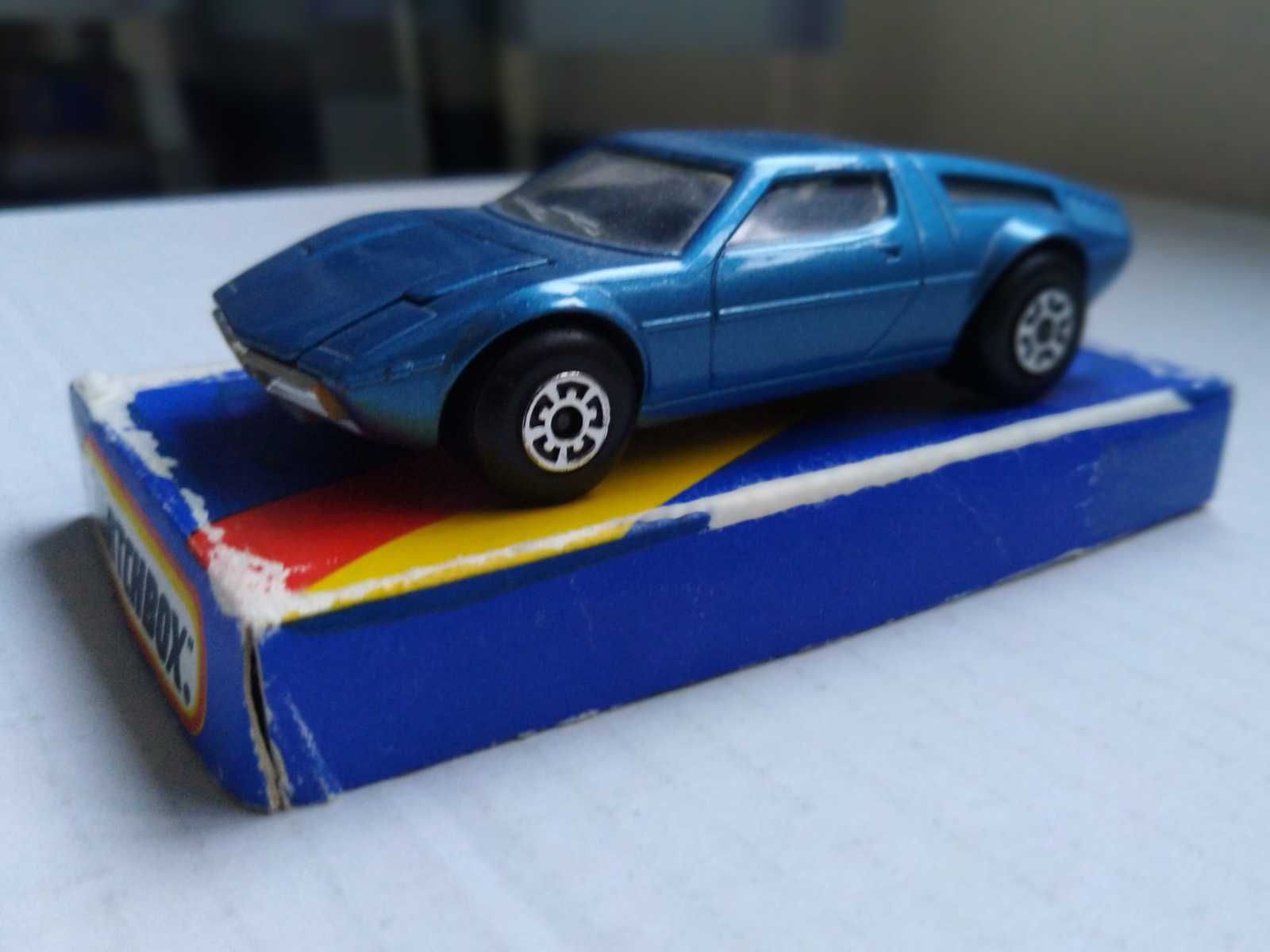 Продавам стара метална количка Maserati Bora от Matchbox Super Kings