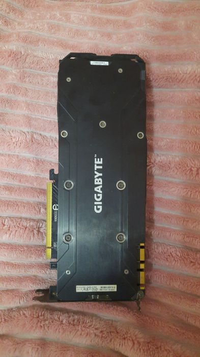 1070 8г 192 бит  видеокарта