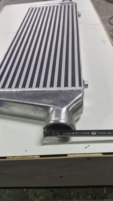 Intercooler universal Turbo Works 550x 230x 65mm
