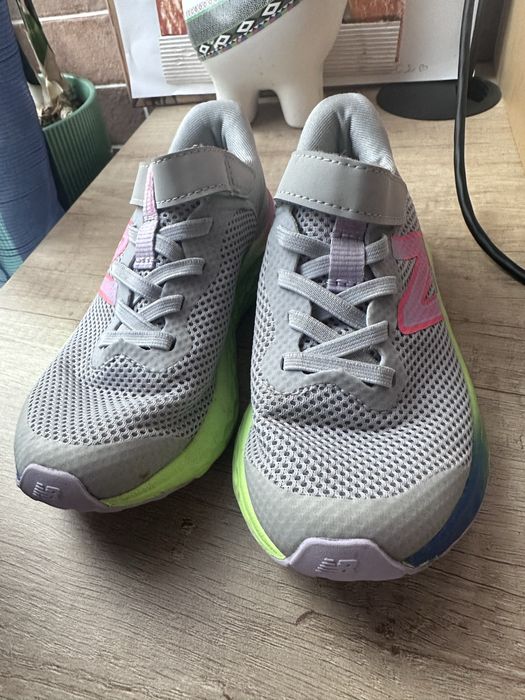 Детски маратонки New Balance 30 номер