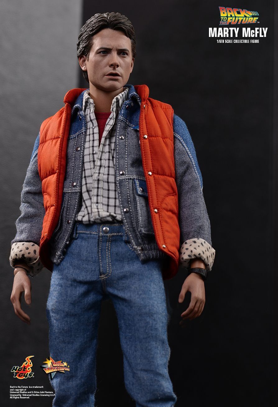 Hot Toys MMS257 Marty McFly Back To The Future