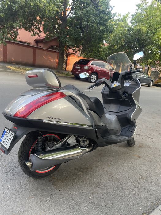 Vand /schimb aprilia atlantic 500 2002