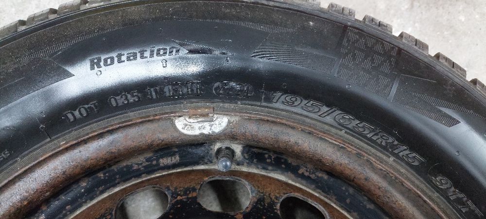 4 зимни гуми NEXEN 195/65R15 с джанти Audi 80 B4 – DOT 2024, като нови