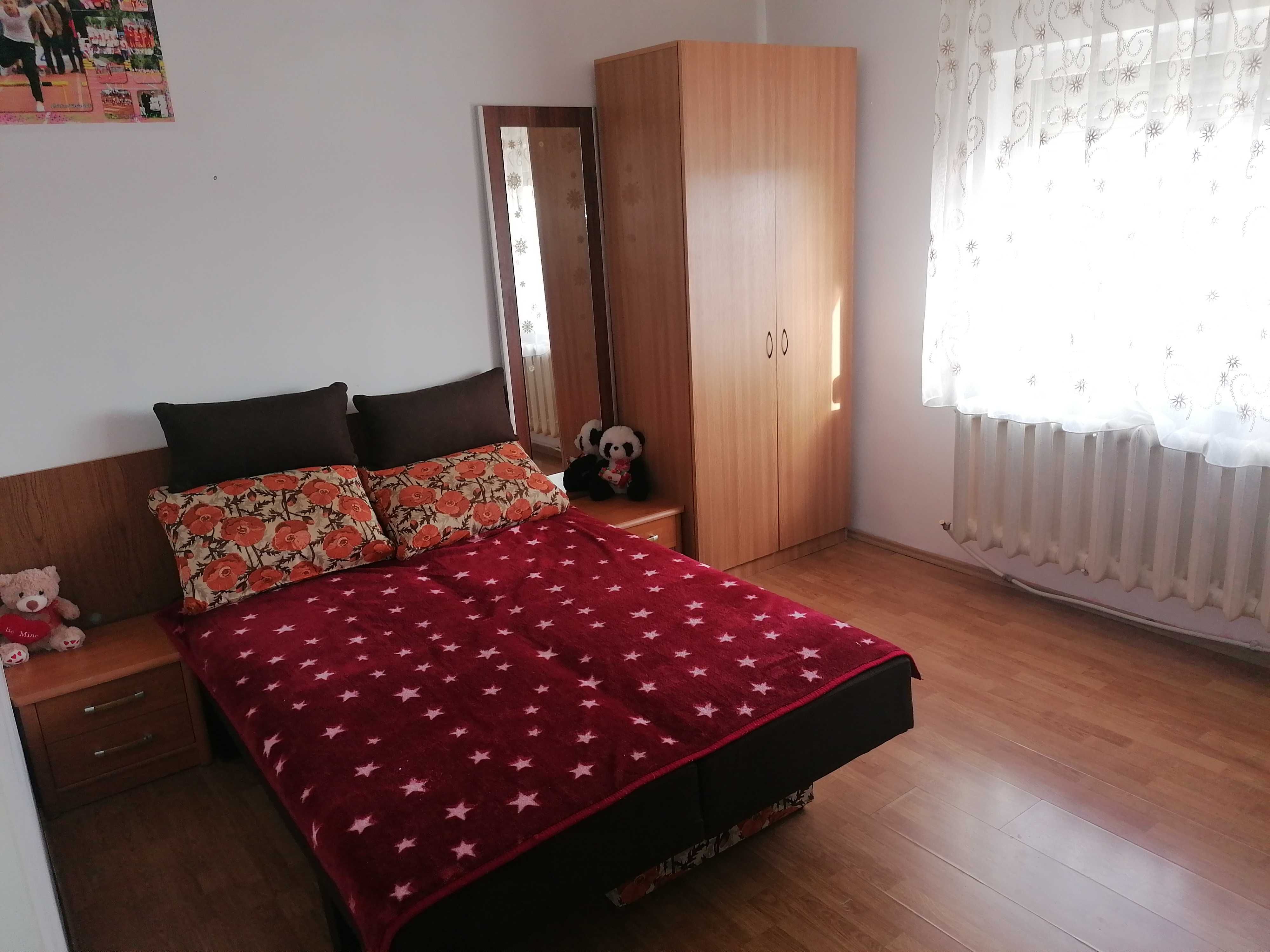 Brăila, închiriez apartament cu 2 dormitoare