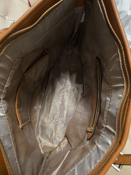 Дамска кожена чанта