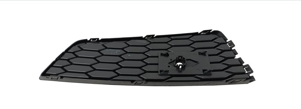 Grila proiector Audi Q3 S-line Competition 2015-2018