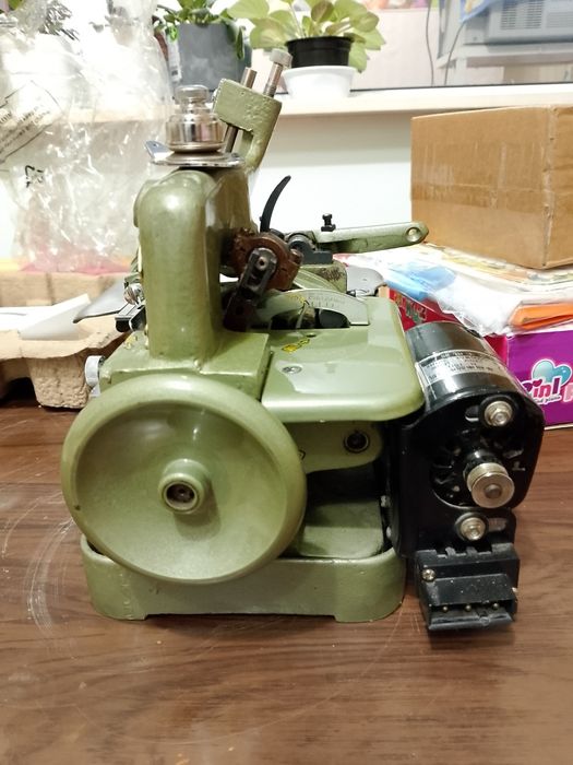 Продавам триконечен оверлог