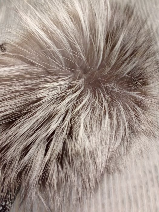 Безрукавка песцовая 46-48р.