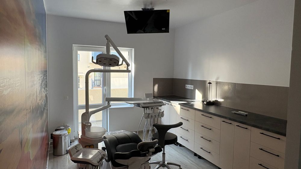 Cabinet stomatologic de inchiriat