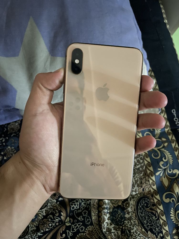 Iphone XS max gold