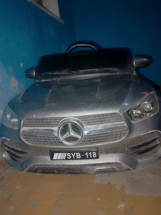 Детский электромобиль