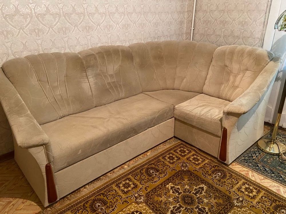 Продаю диван + кресло