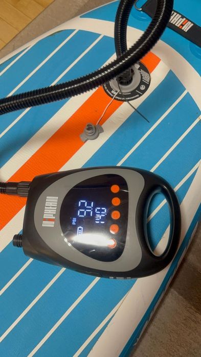 Vand pompa SUP cu acumulator noua