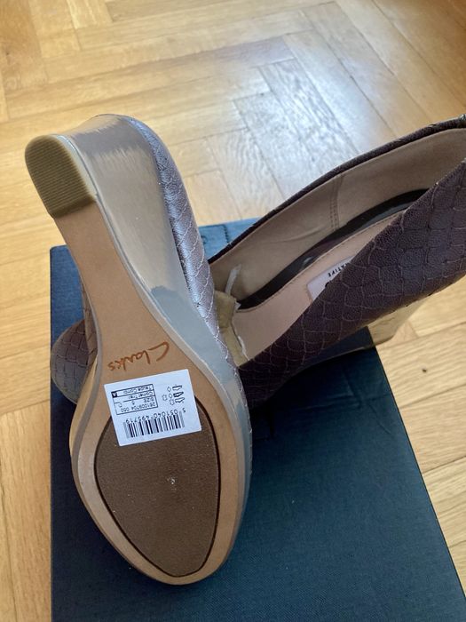 Clarks нови елегантни дамски обувки