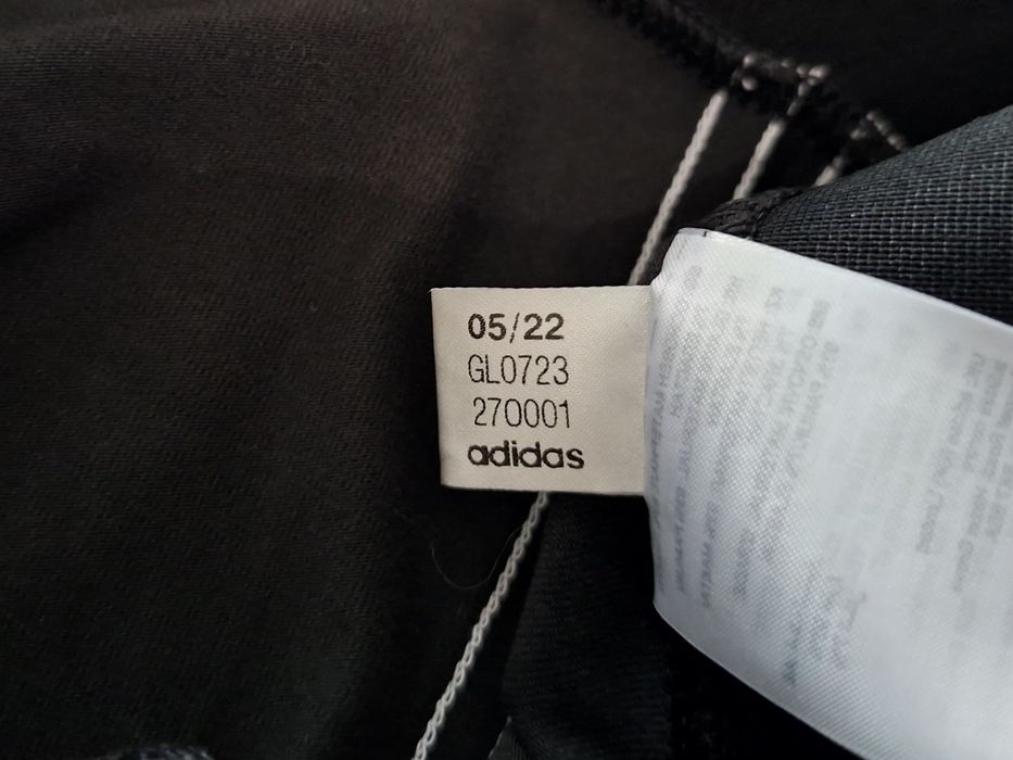 Adidas-Ориг. Дамски клин Нов!