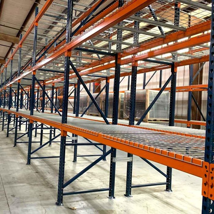 Rafturi metalice depozitare paleti