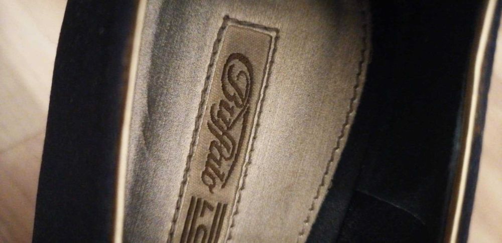 Дамски обувки на ток