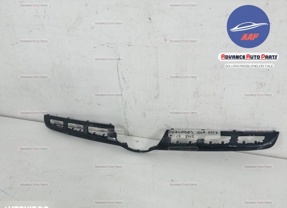 Оригинален декоративен елемент за решетка Мерцедес-Бенц ГЛА-Клас / Mer