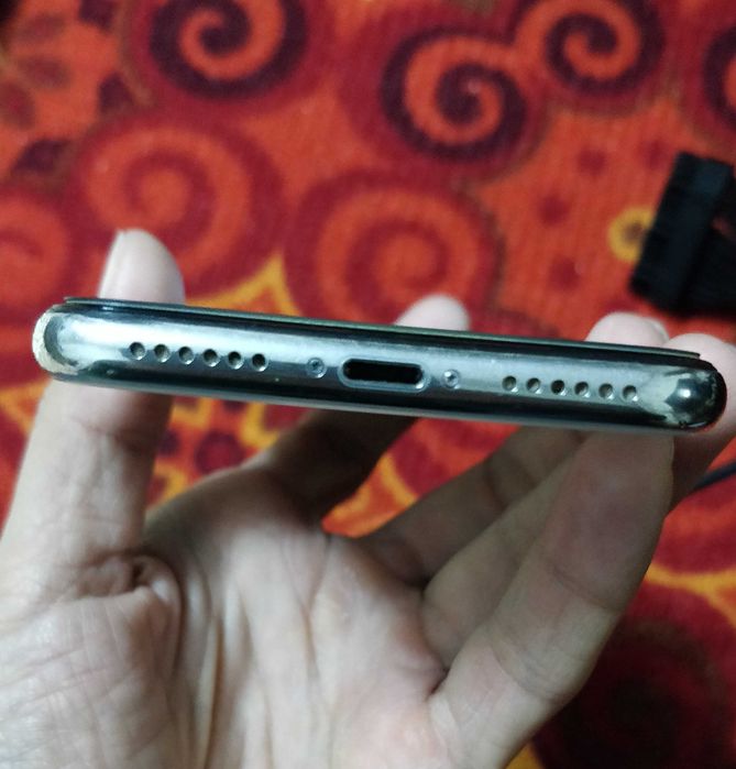 iphone X 64GB sastayanesi yaxshi