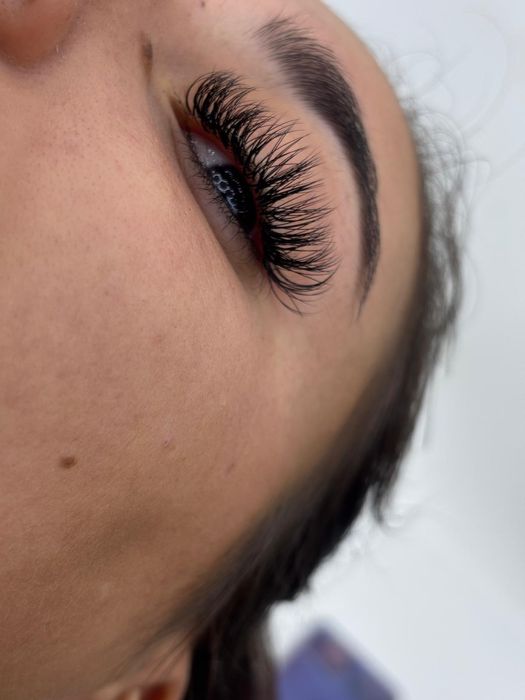 Gene  si unghii cu gel