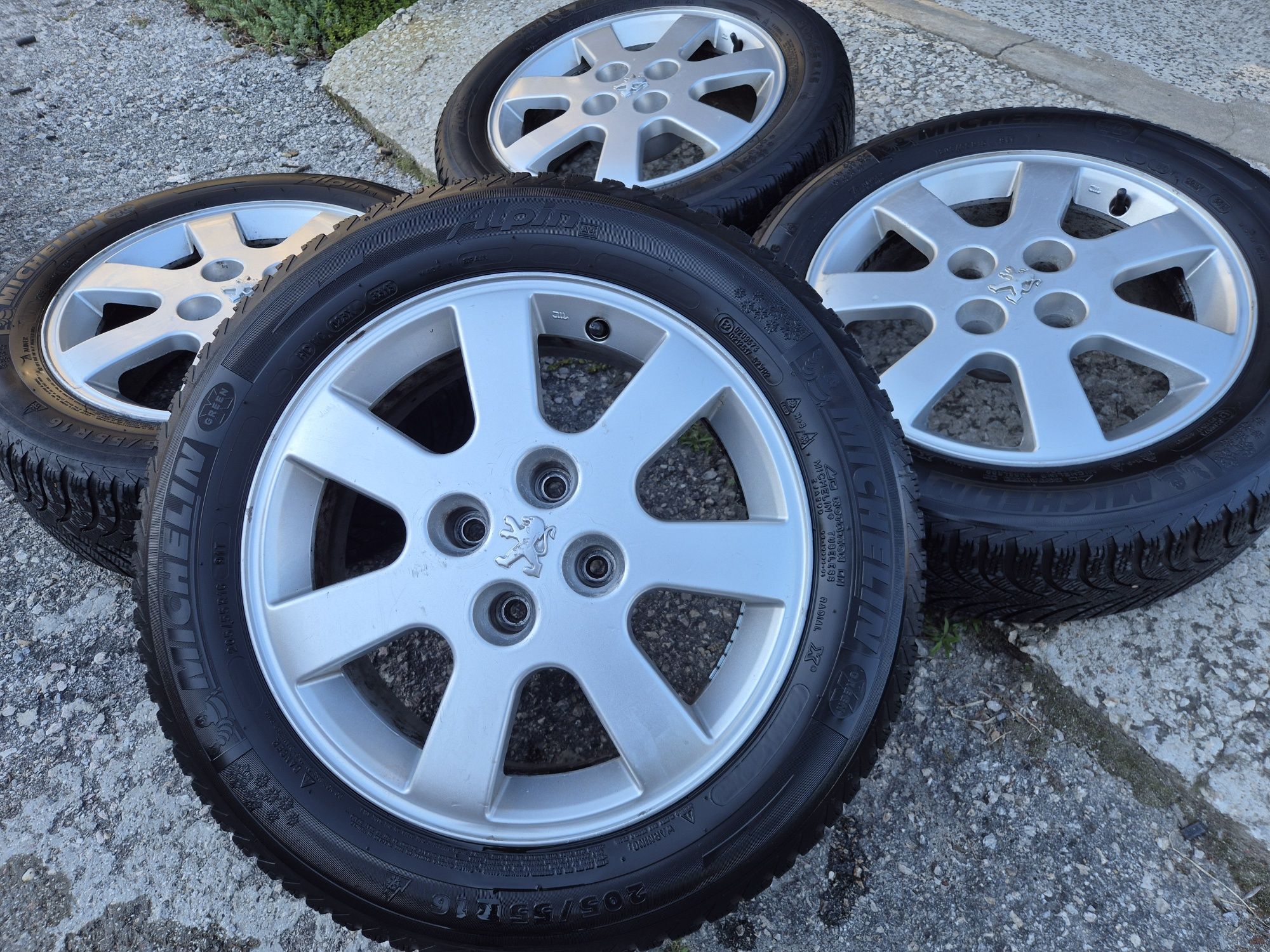 4х108/16 с гуми Пежо Ситроен 4x108/16 Peugeot Citroen