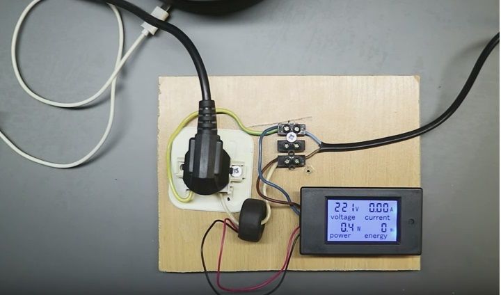 Електромер контролен с дисплей power meter ac