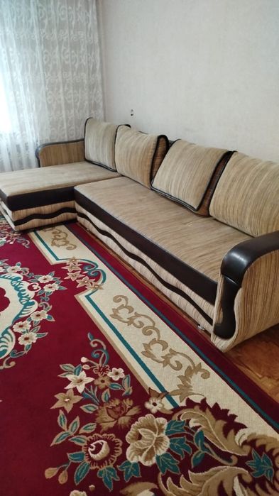 Продам  диван  в   хорошем  состоянии