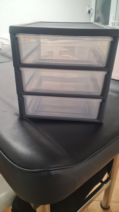 Vând organizator