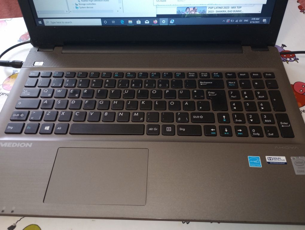 Laptop Medion, Intel i3 gen.5 , 6 gb ram, 500 gb, bluetooth,Wi-Fi