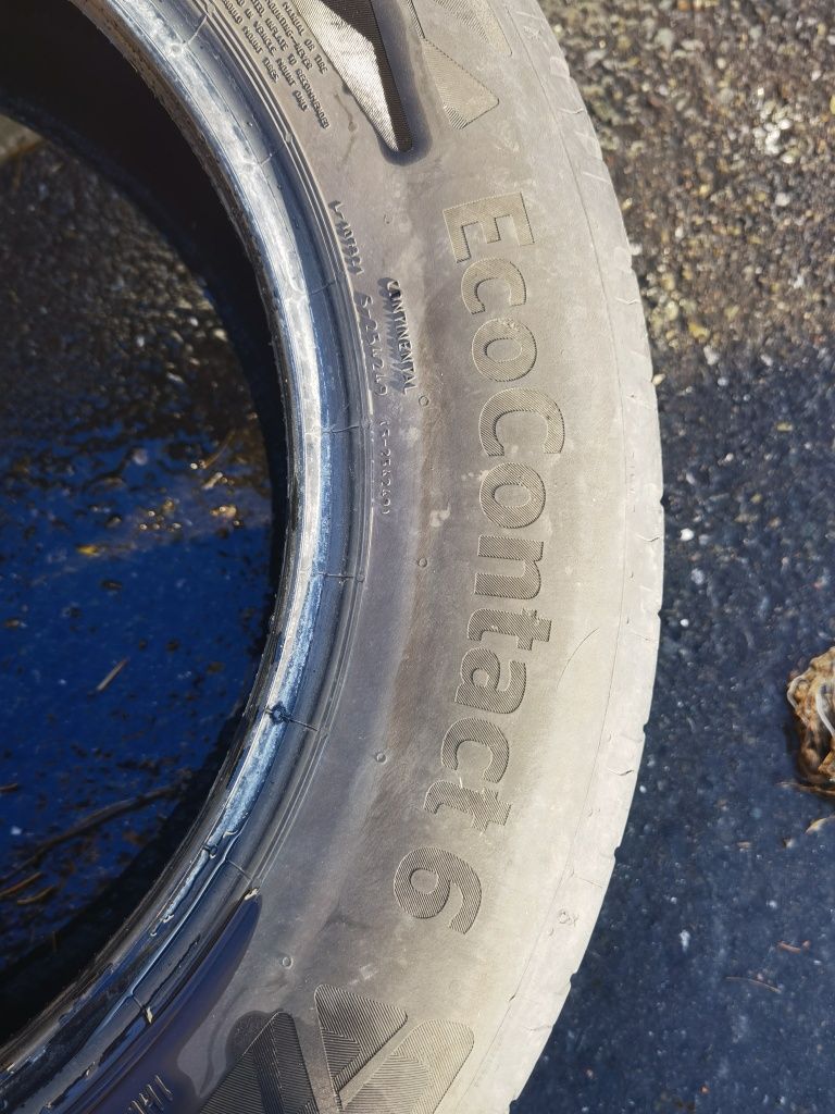 Гуми 4 броя 215/60/17 Continental Eco 6