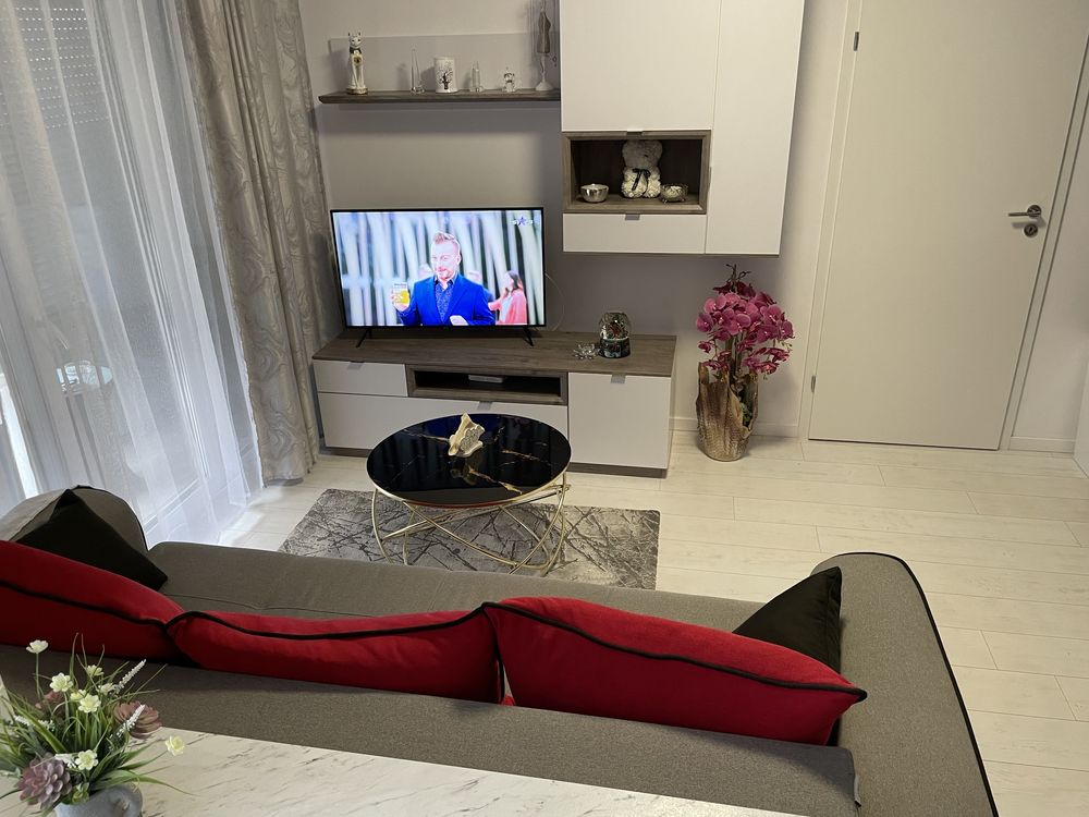 Dau in chirie apartament cu 3 camere,Iosia Residence,Onestilor