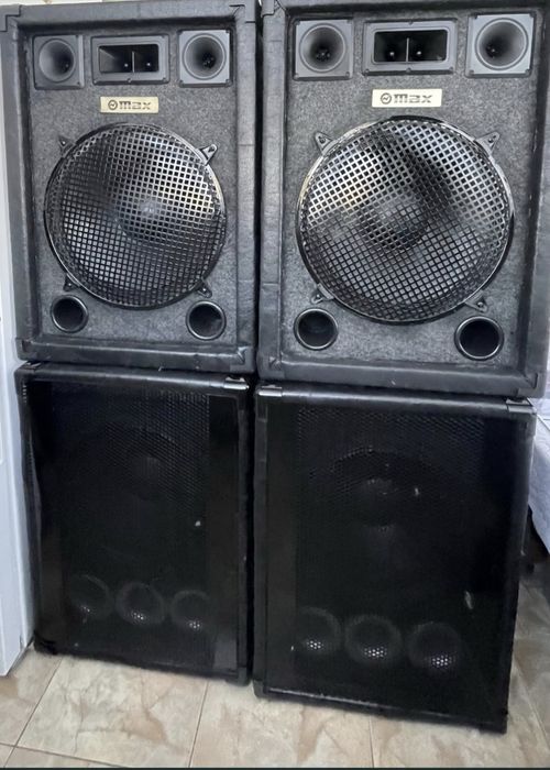 Vand 2 boxe si 2 basi ,,Max"