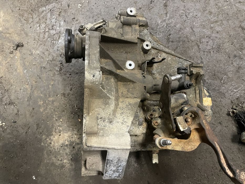 Скоростна кутия за сеат ибиза /seat ibiza 1.4 i 2006г