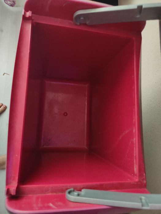 Vând Lada Frigorifica Auto 12V la Bricheta