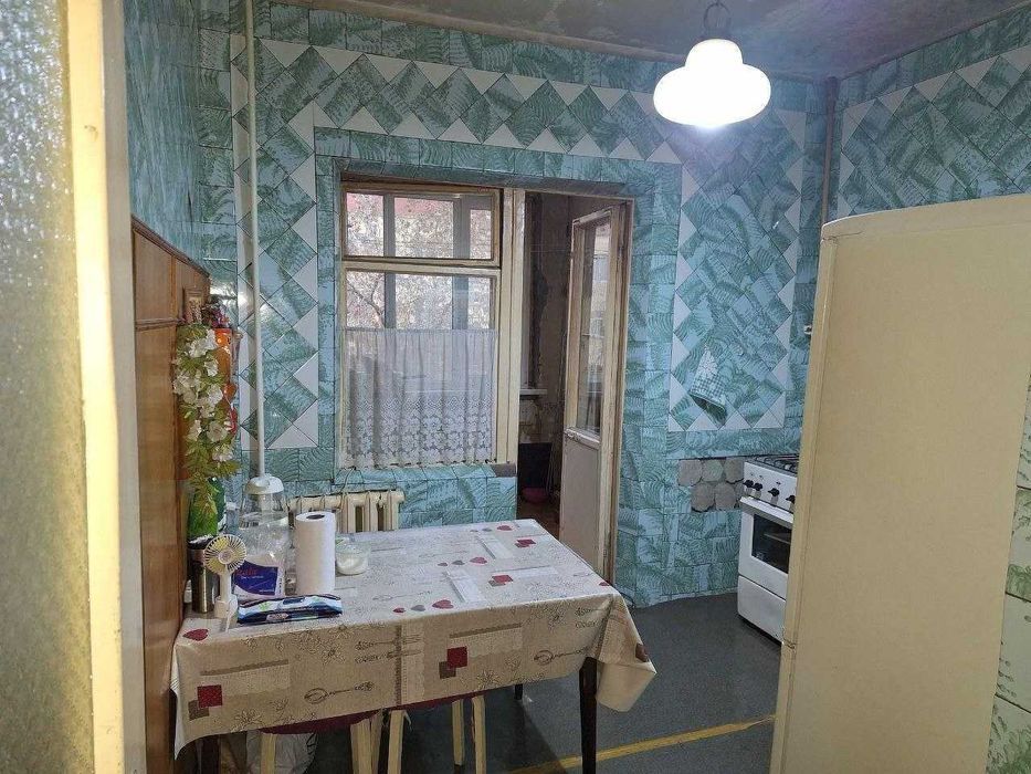 Продается 3-х ком, 78м2 5 массив куйлюк Базарчик 3\4\5   [VS]