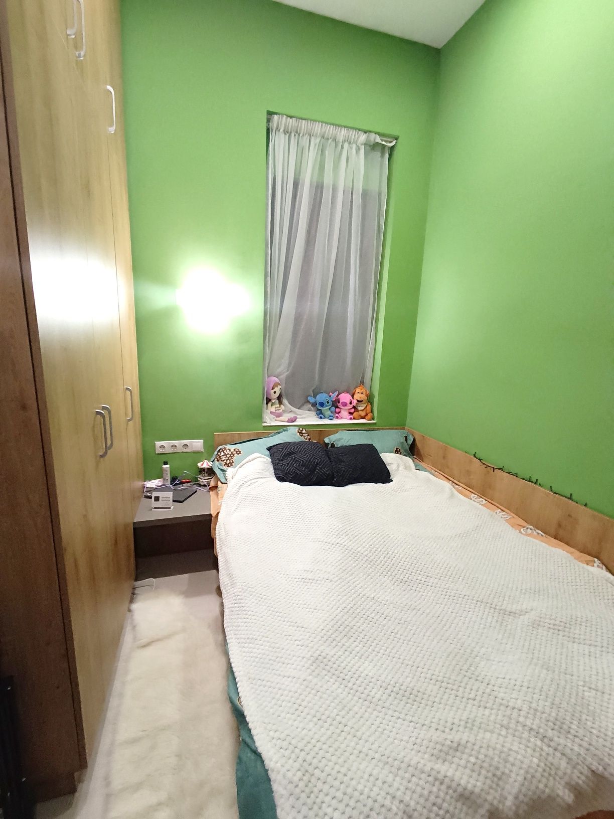 Ap format din 2 garsoniere la casa 64mp+teren 85mp+pivniță HOREA