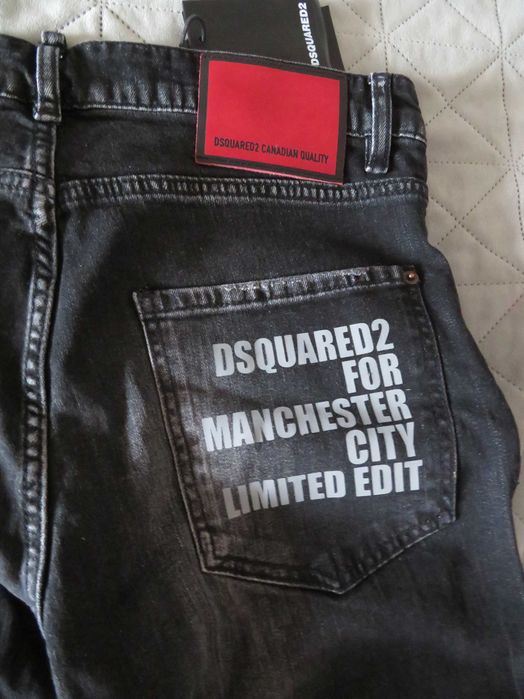 Чисто ново мъжко дънки Dsquared2
