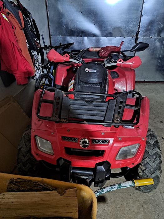 Se vinde ATV can am