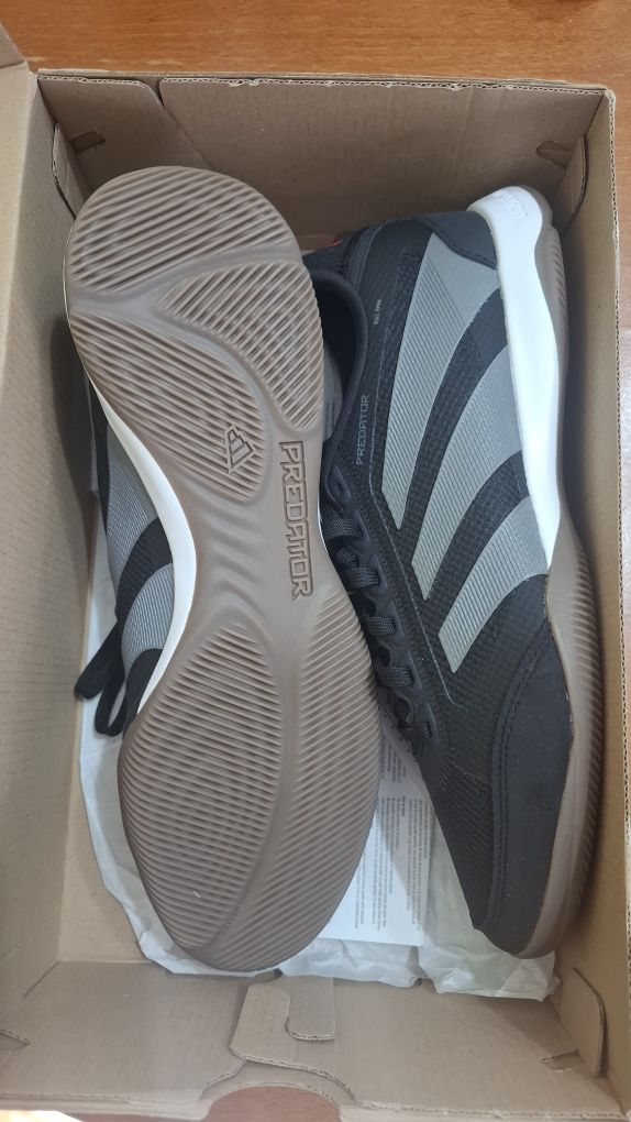Adidas predator league in