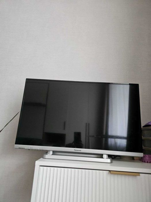 Телевизор Panasonic TX-32ASR600 (32")