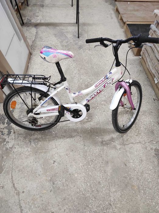 Продават се комплект дървена детска кухня и детско колело!