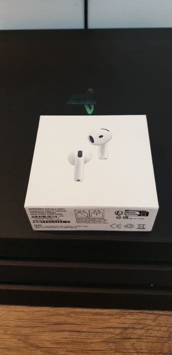 AirPods 4 ANC (Anulare Activa a Zgomotuli)