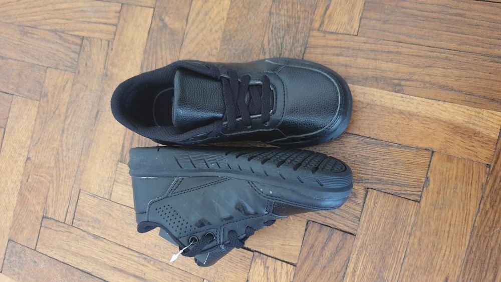 Оригинални детски маратонки Adidas 28 номер