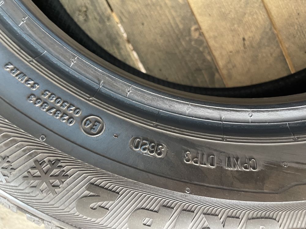 205/60R16 Semperit Master-Grip 2 Dot 3620